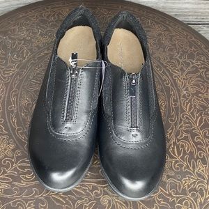 easy spirit dress shoes wide width